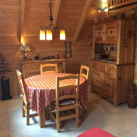 Σαλέ Colline Et Lou *