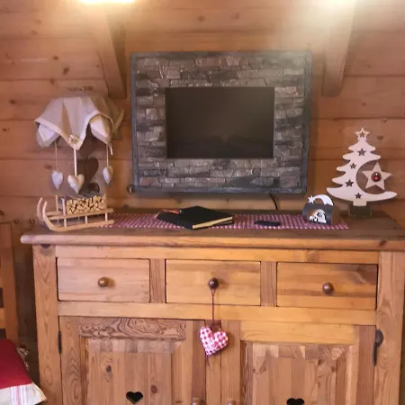 Colline Et Lou Dağ evi *