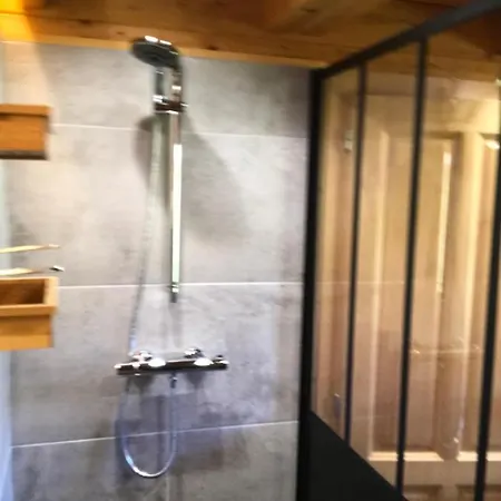 Colline Et Lou Σαλέ *